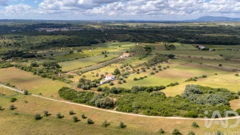 Moradia T2 para Venda em Almoster