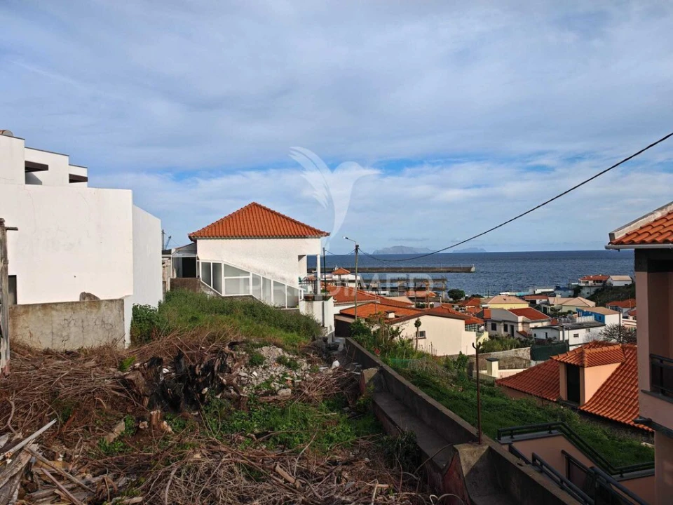 Moradia T3 para Venda em Caniçal Foto 9