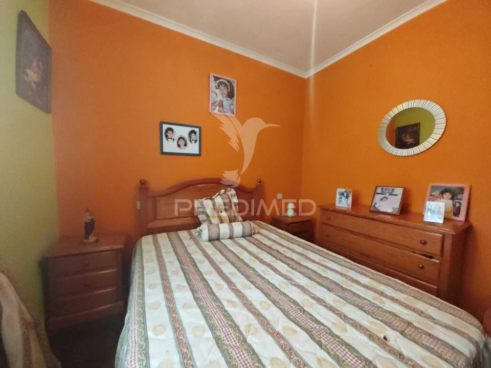 Moradia T3 para Venda em Caniçal Foto 10