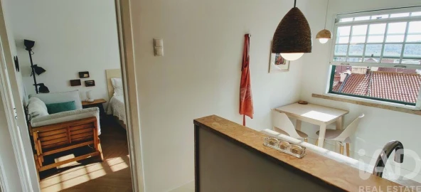 Apartamento T1 para Arrendamento em Santa Maria Maior