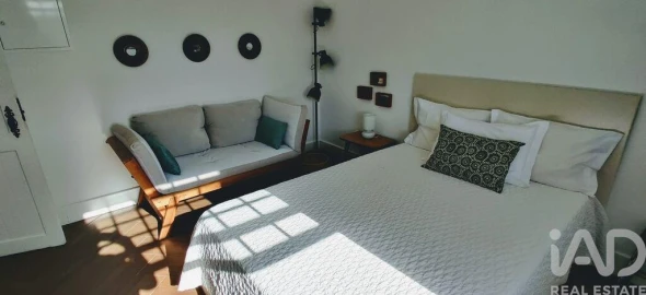 Apartamento T1 para Arrendamento em Santa Maria Maior