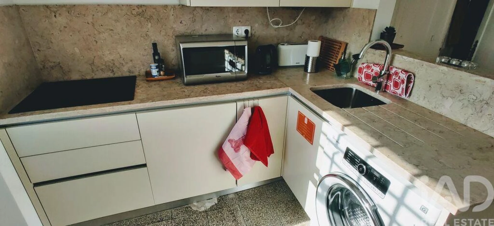 Apartamento T1 para Arrendamento em Santa Maria Maior Foto 16