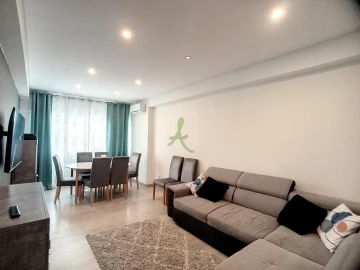 Apartamento T3 para Venda em Portimão