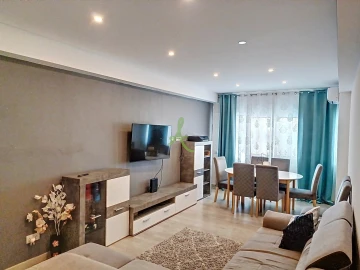 Apartamento T3 para Venda em Portimão