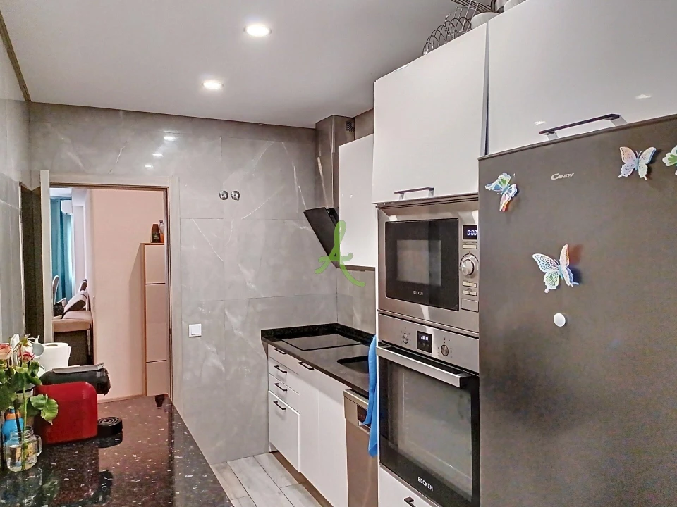 Apartamento T3 para Venda em Portimão Foto 24