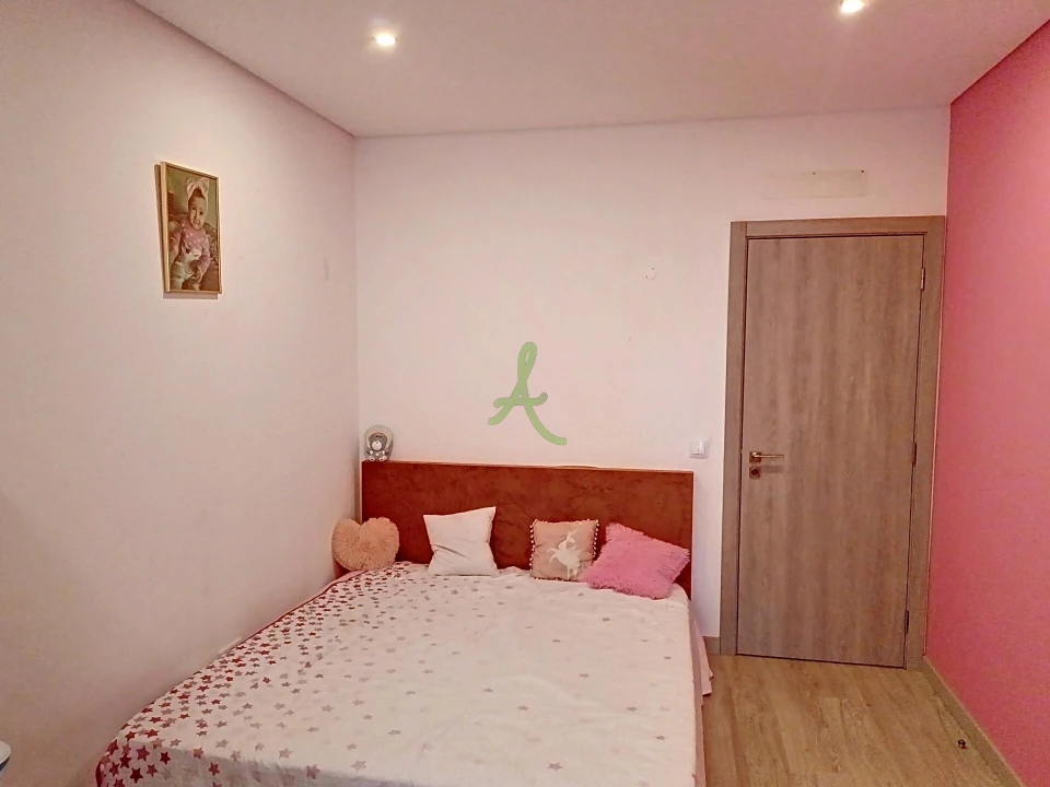 Apartamento T3 para Venda em Portimão Foto 18