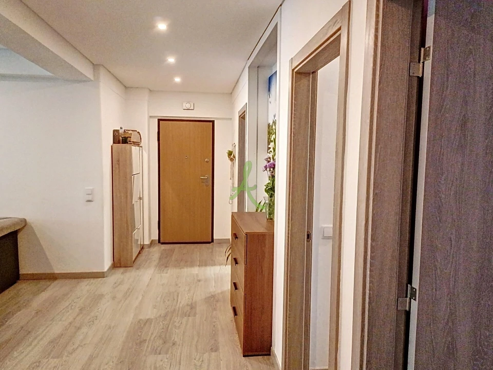 Apartamento T3 para Venda em Portimão Foto 4