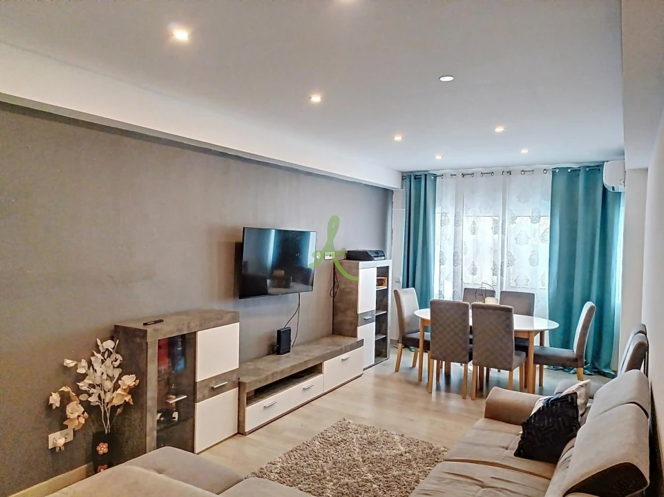Apartamento T3 para Venda em Portimão Foto 5