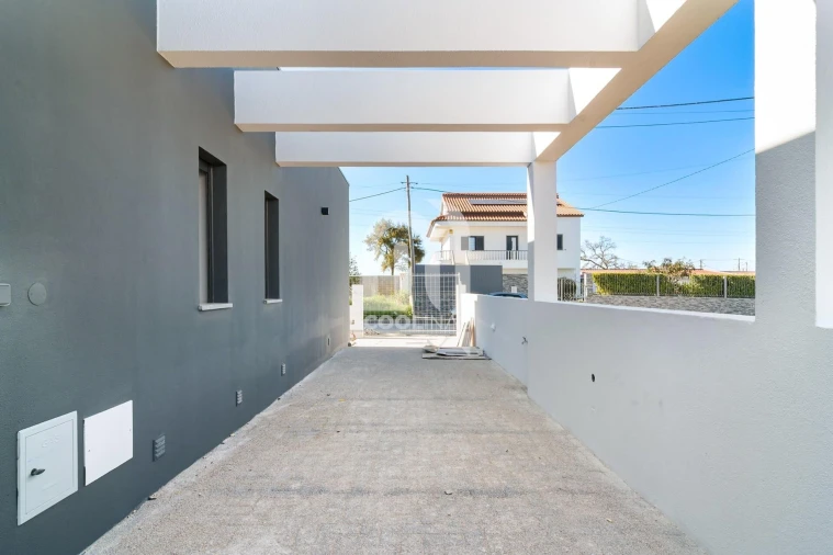 Moradia T3 para Venda em Fernao Ferro Foto 17