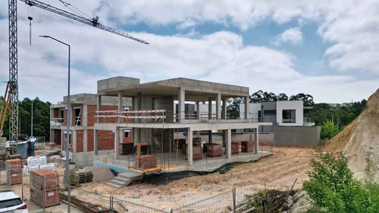 Moradia T4 para Venda em Eiras e São Paulo de Frades Foto 6