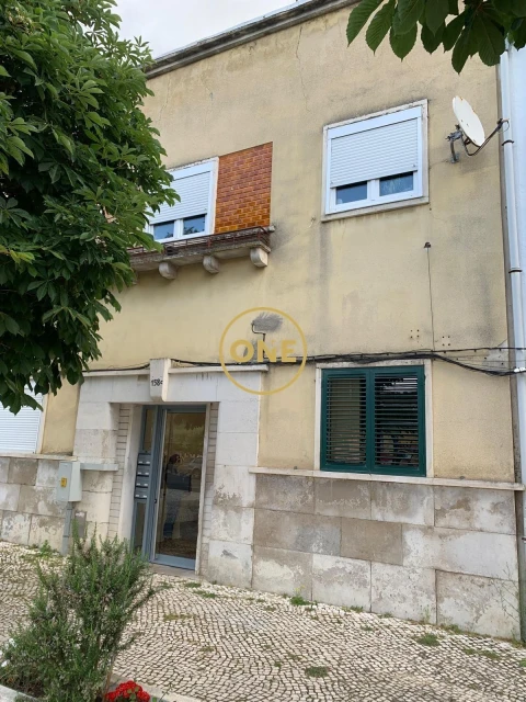 Apartamento T2 para Venda em Beato