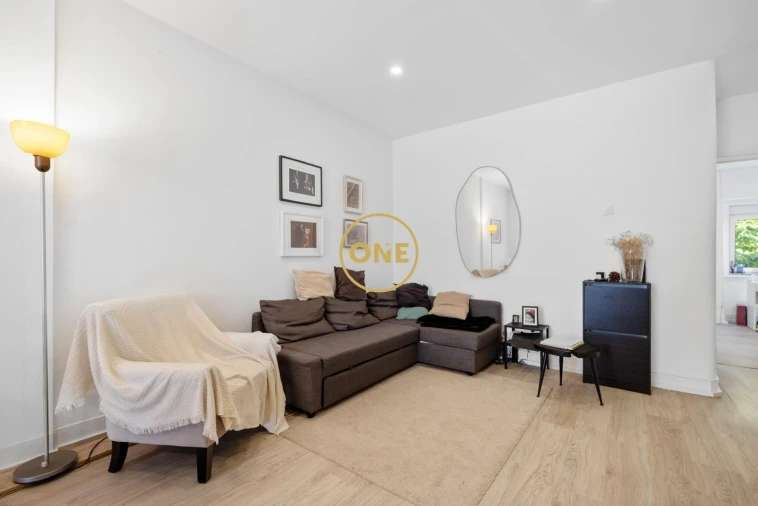 Apartamento T2 para Venda em Beato Foto 36
