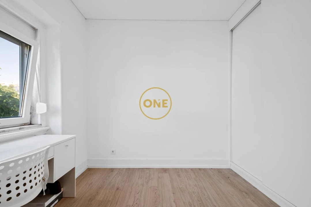 Apartamento T2 para Venda em Beato Foto 34