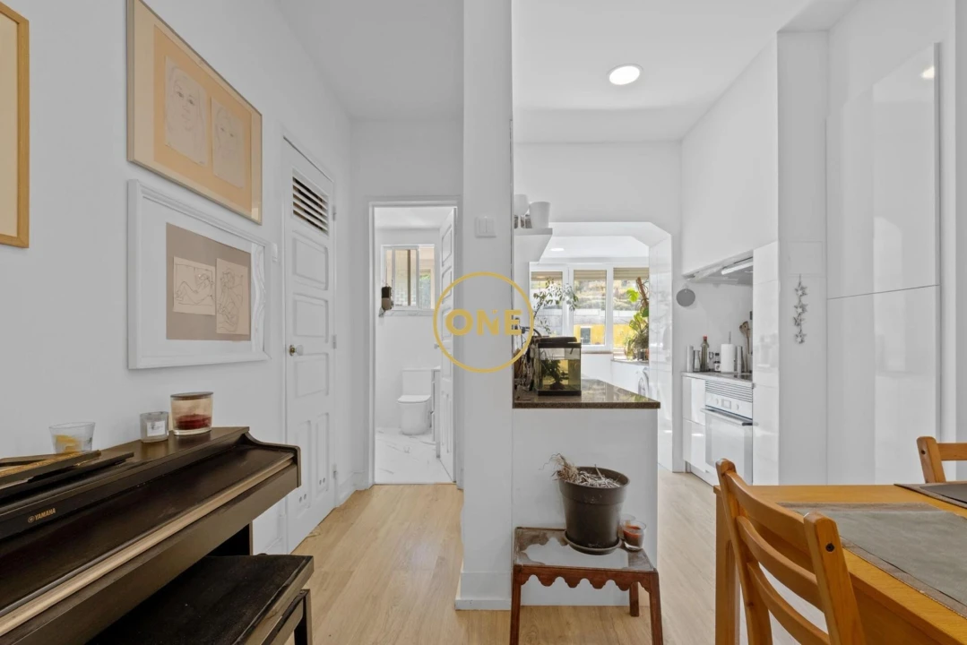 Apartamento T2 para Venda em Beato Foto 37
