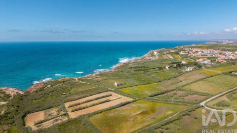 Terreno para Venda em Encosta do Sol
