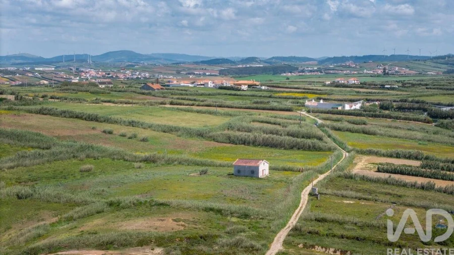 Terreno para Venda em Encosta do Sol Foto 12
