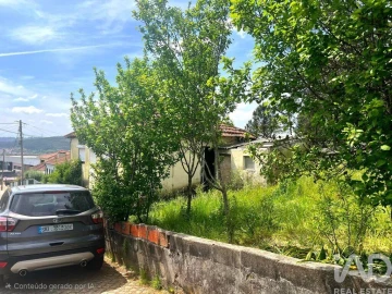 Moradia T2 para Venda em Campo e Sobrado