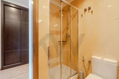 Apartamento T2 para Arrendamento em Algés, Linda-A-Velha e Cruz Quebrada-Dafundo