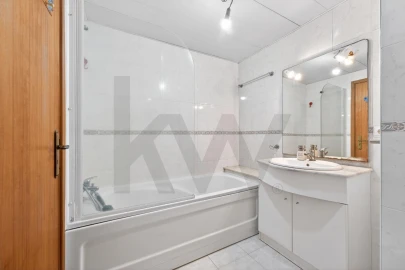 Apartamento T2 para Venda em Caniço