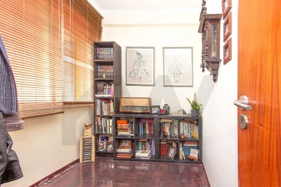 Moradia T5 para Venda em São Domingos de Rana