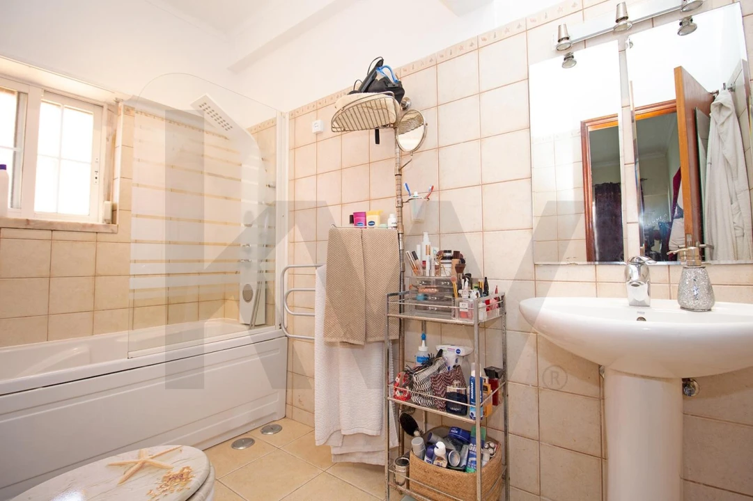 Moradia T5 para Venda em São Domingos de Rana Foto 43