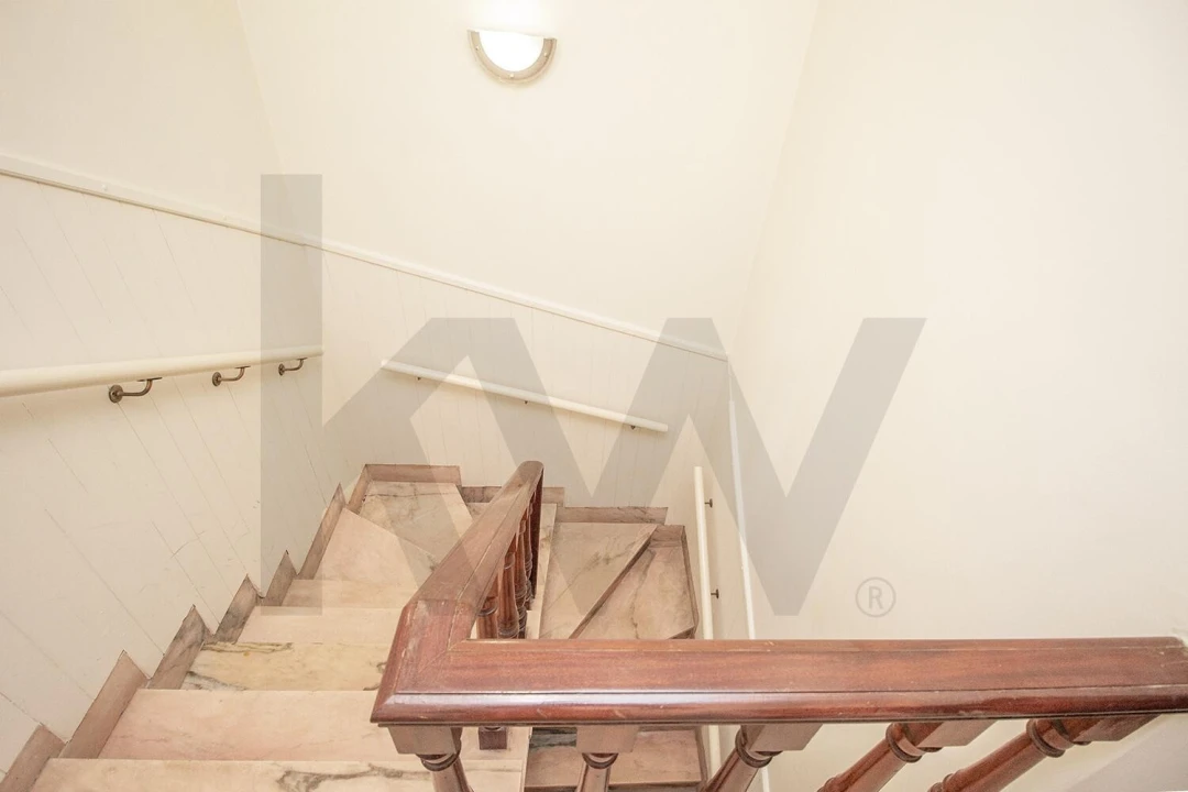 Moradia T5 para Venda em São Domingos de Rana Foto 14