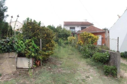 Terreno para Venda em Casal Comba