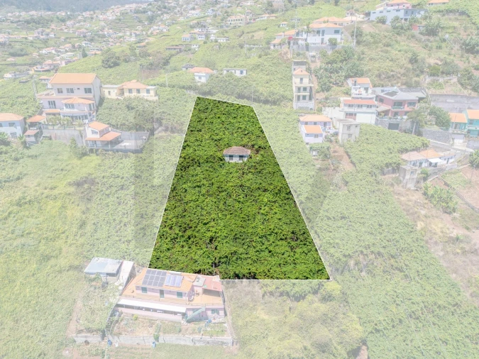 Moradia T2 para Venda em Estreito de Camara de Lobos Foto 14