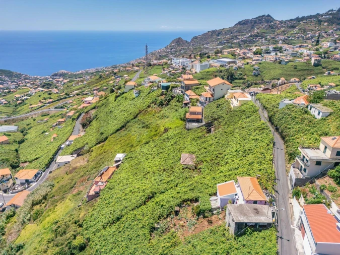 Moradia T2 para Venda em Estreito de Camara de Lobos Foto 16