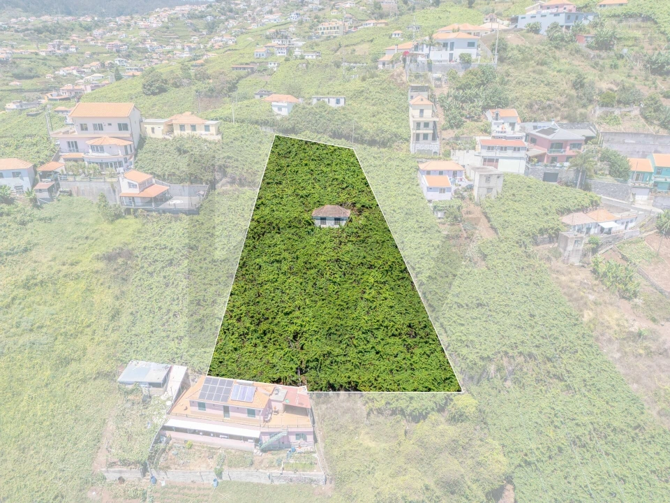 Moradia T2 para Venda em Estreito de Camara de Lobos Foto 14