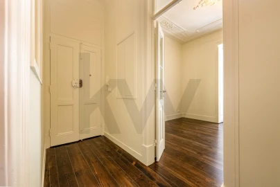 Apartamento T3 para Venda em Campo de Ourique