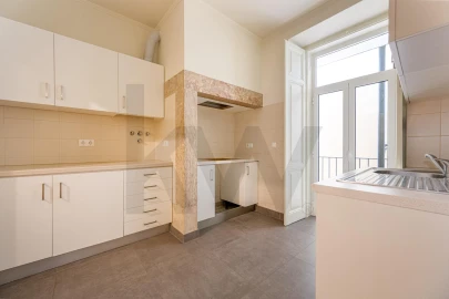 Apartamento T3 para Venda em Campo de Ourique