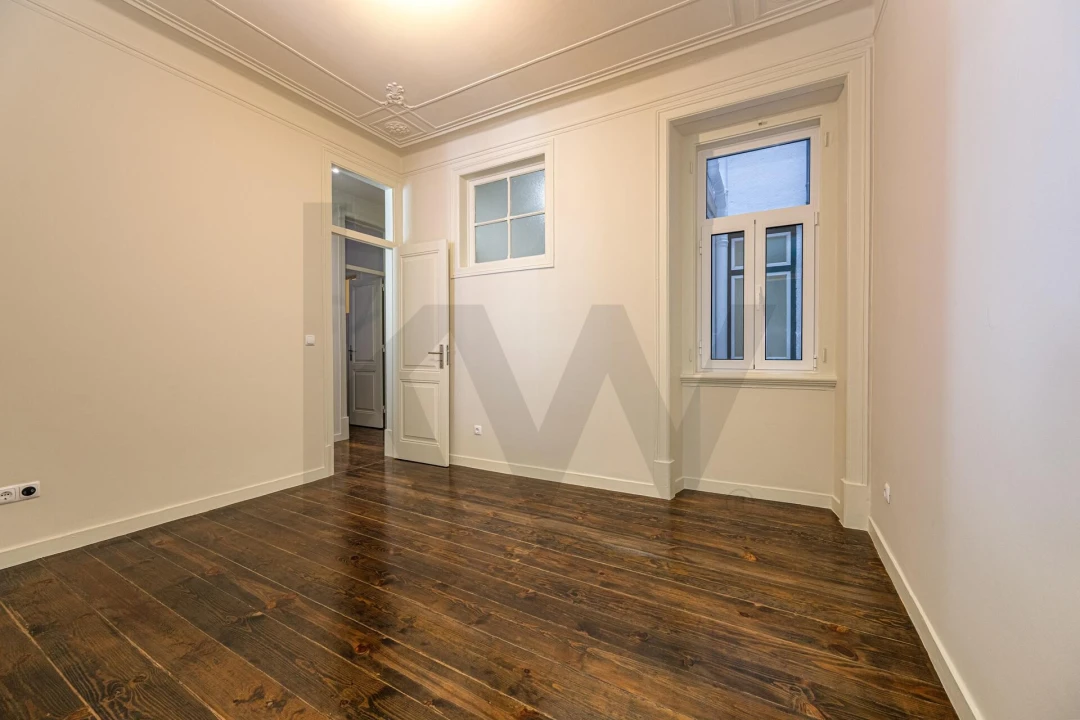 Apartamento T3 para Venda em Campo de Ourique Foto 6