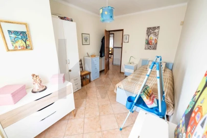 Moradia T4 para Venda em Souselas e Botão