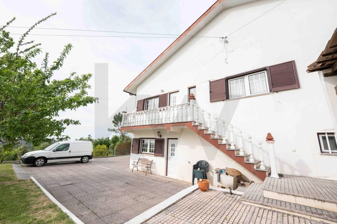 Moradia T4 para Venda em Souselas e Botão Foto 14