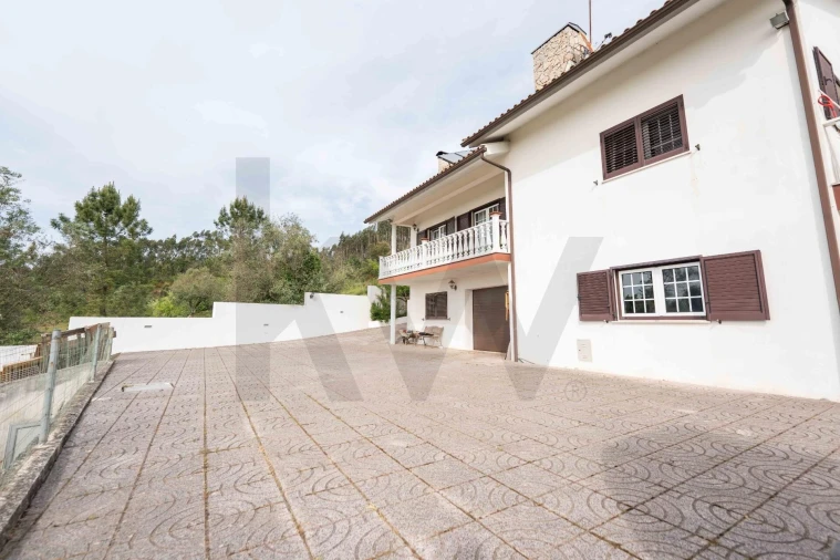 Moradia T4 para Venda em Souselas e Botão Foto 12