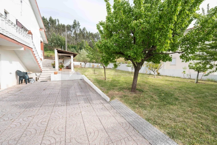 Moradia T4 para Venda em Souselas e Botão Foto 16