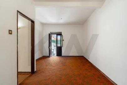 Moradia T4 para Venda em Campolide