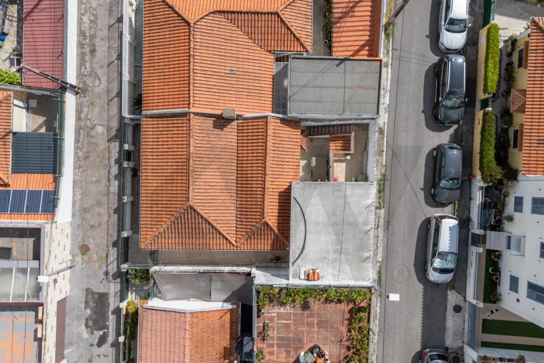 Moradia T4 para Venda em Campolide Foto 41