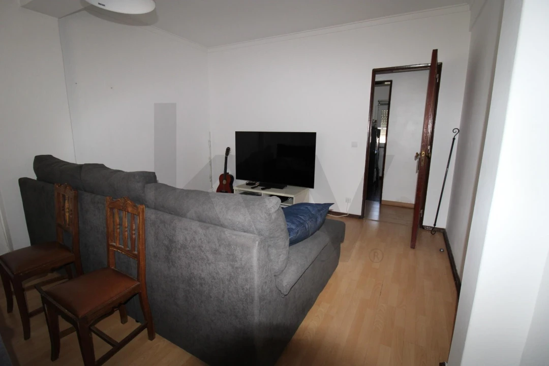 Apartamento T2 para Venda em Queluz e Belas Foto 8
