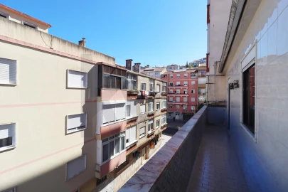 Apartamento T2 para Venda em Queluz e Belas