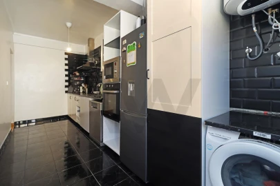 Apartamento T2 para Venda em Queluz e Belas