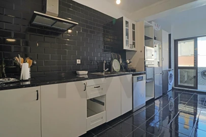Apartamento T2 para Venda em Queluz e Belas