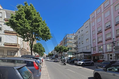 Apartamento T2 para Venda em Queluz e Belas