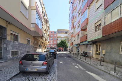 Apartamento T2 para Venda em Queluz e Belas