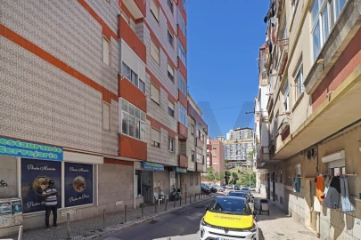 Apartamento T2 para Venda em Queluz e Belas
