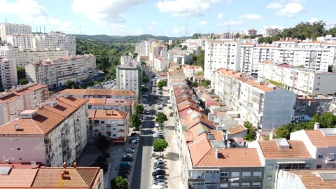 Apartamento T2 para Venda em Queluz e Belas