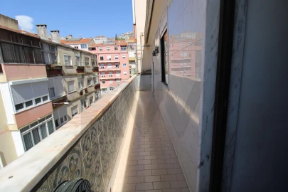 Apartamento T2 para Venda em Queluz e Belas