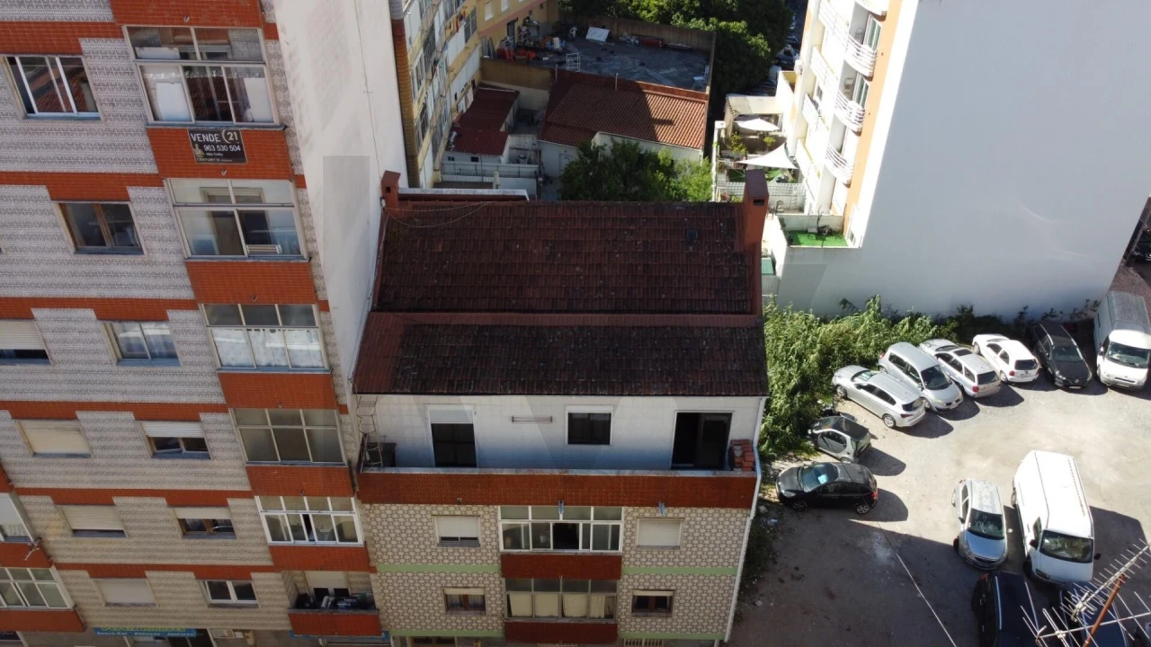Apartamento T2 para Venda em Queluz e Belas Foto 42