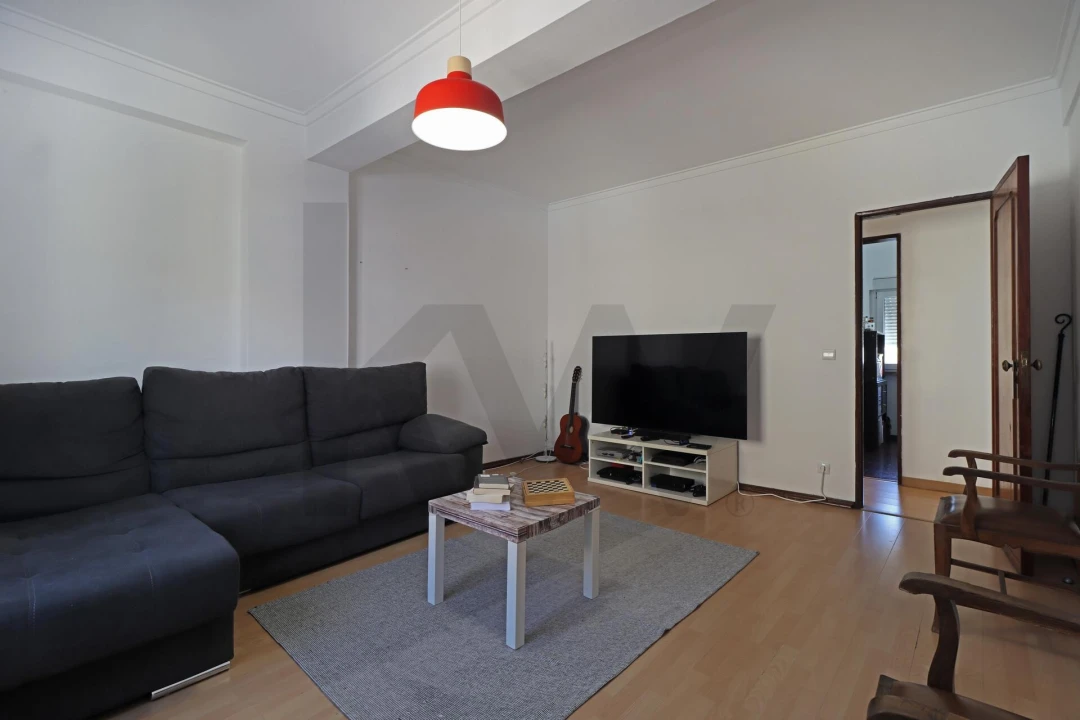 Apartamento T2 para Venda em Queluz e Belas Foto 6